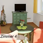 Haus Colmsee Остзебад Бинц