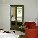 Haus Colmsee 酒店 宾茨