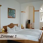 Haus Colmsee Отель *